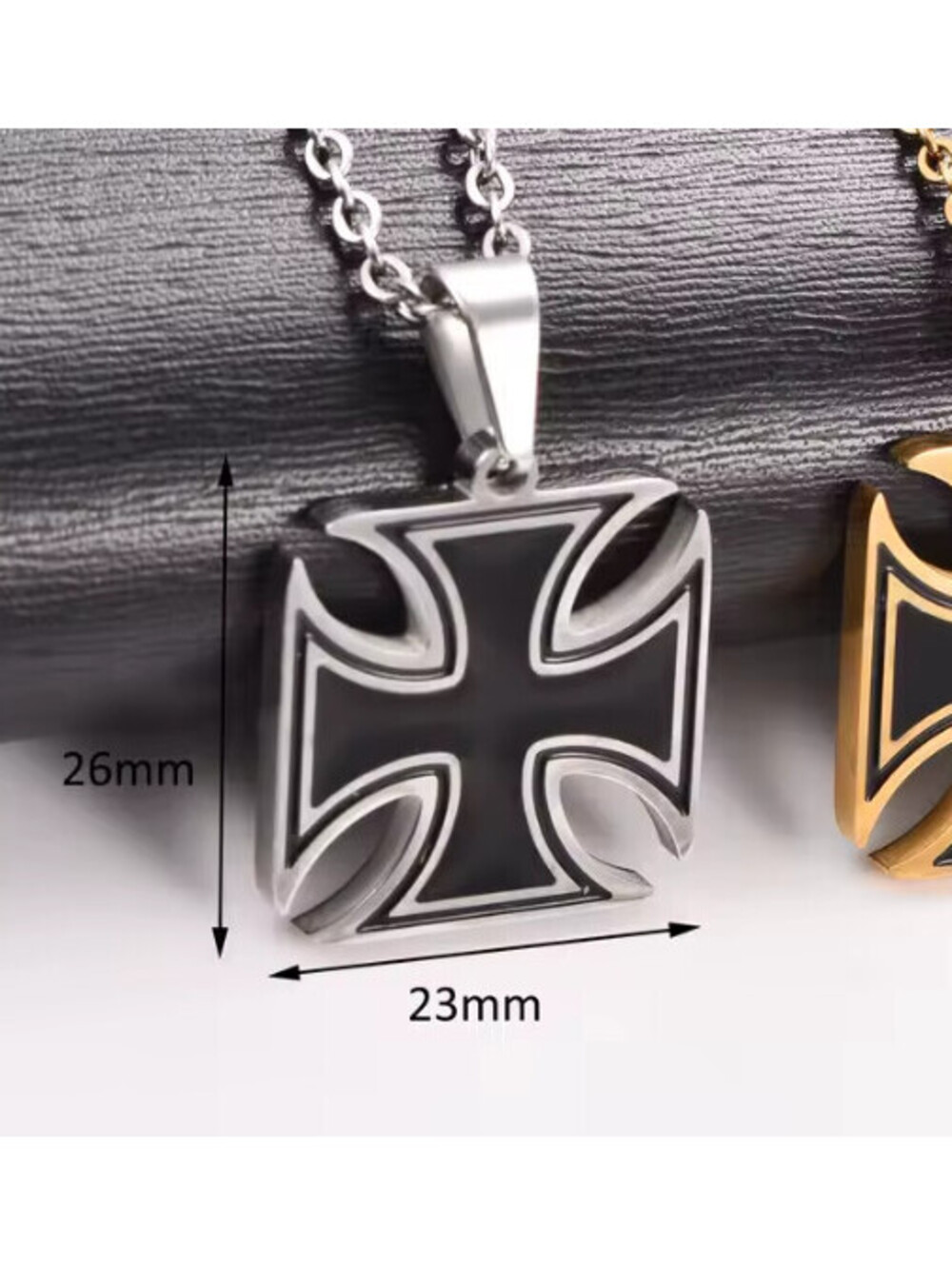 Stainless Steel German Iron Cross Pendant and Necklace ww1 military history